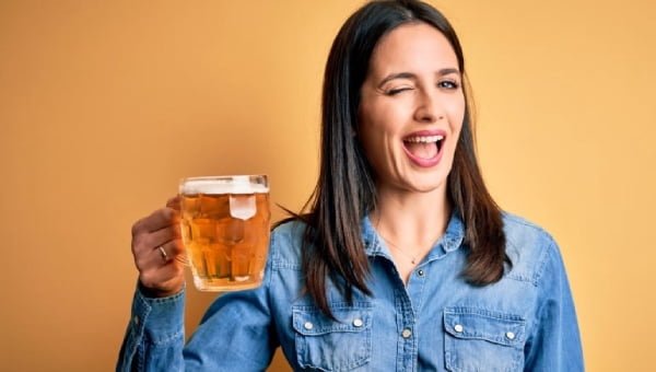 Nâng mũi uống bia được không? Cần kiêng bia, rượu trong bao lâu? 1 Nâng mũi uống bia được không