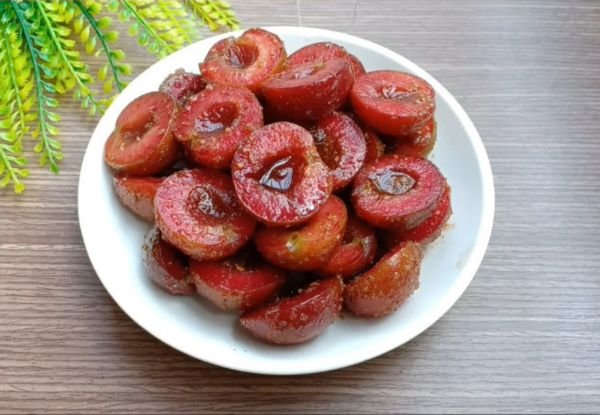 Nâng mũi ăn mận Hà Nội được không?