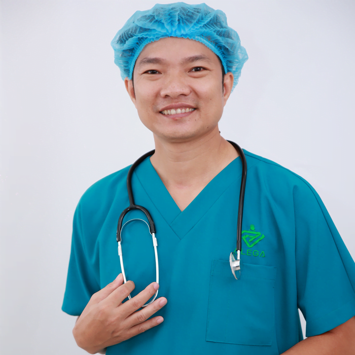 Sửa lại mũi hỏng 5 Bac si Le Quang Hung ALEGA