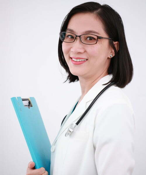 Nâng mũi bọc sụn 5 Bac si Ly Na